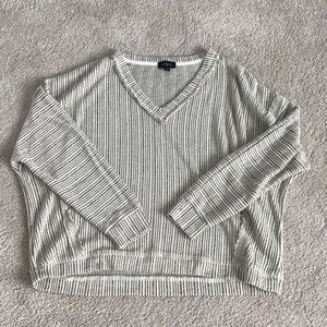 Eclipse Striped V-Neck Sweater - Light Gray & White